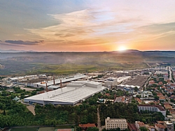 KALESERAMİK, KALESİNTERFLEX PORSELEN PLAKA ÜRETİM HATTINI HİZMETE AÇTI…